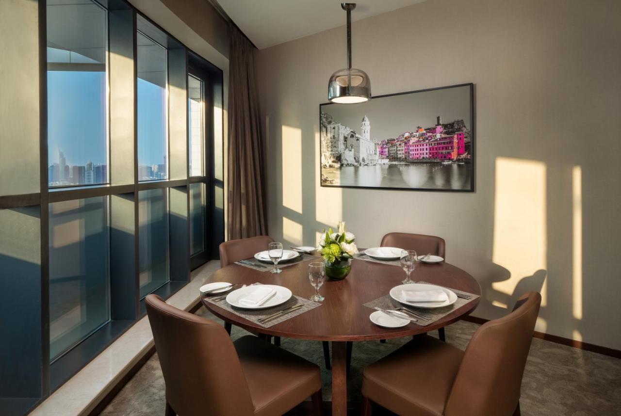 Millennium Place Barsha Heights Hotel Дубай Екстериор снимка